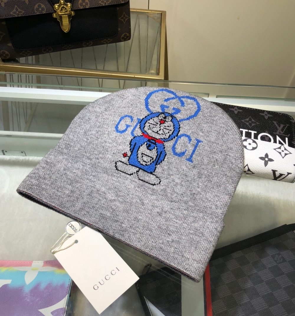 Gucci Beanie Cashmere In Grey