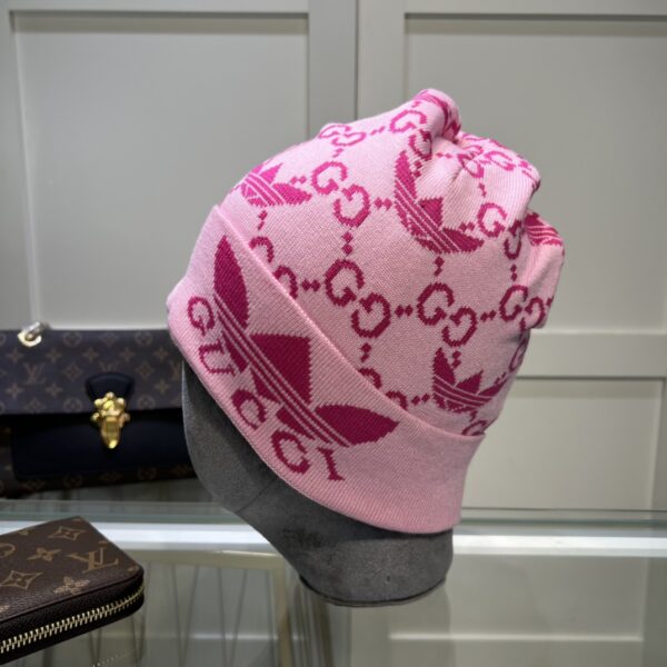 Gucci Beanie Cashmere In Pink