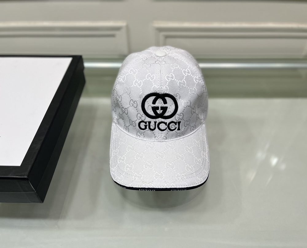 Gucci Canvas Baseball Hat White GG Hat