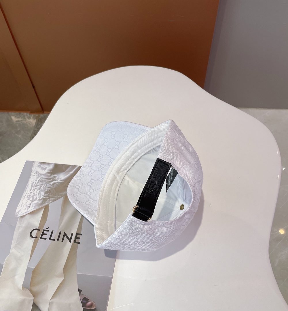 Gucci Canvas Baseball Hat With Horsebit White GG Hat