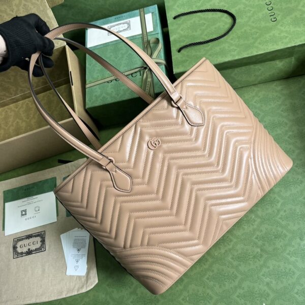 1:1 Replica Gucci Casual Style Logo Totes Cream/Black For Women 38.5cm / 15.1in 739684 DAAAH 2754