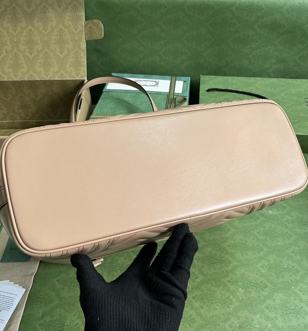 1:1 Replica Gucci Casual Style Logo Totes Cream/Black For Women 38.5cm / 15.1in 739684 DAAAH 2754