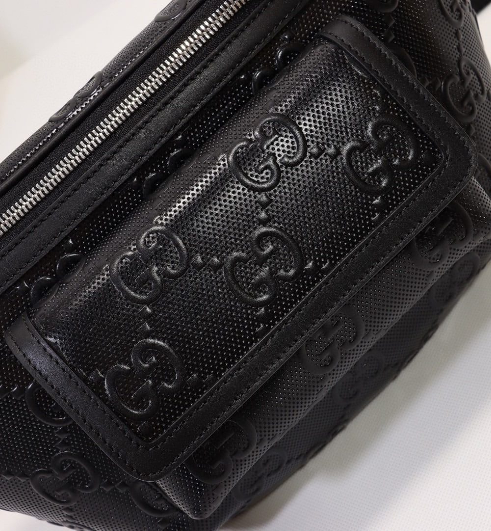 1:1 Replica Gucci Embossed Belt Bag Black For Men 11in/28cm 645093 1W3CN 1000