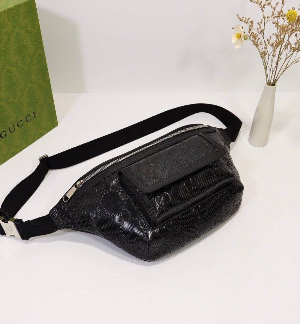 1:1 Replica Gucci Embossed Belt Bag Black For Men 11in/28cm 645093 1W3CN 1000