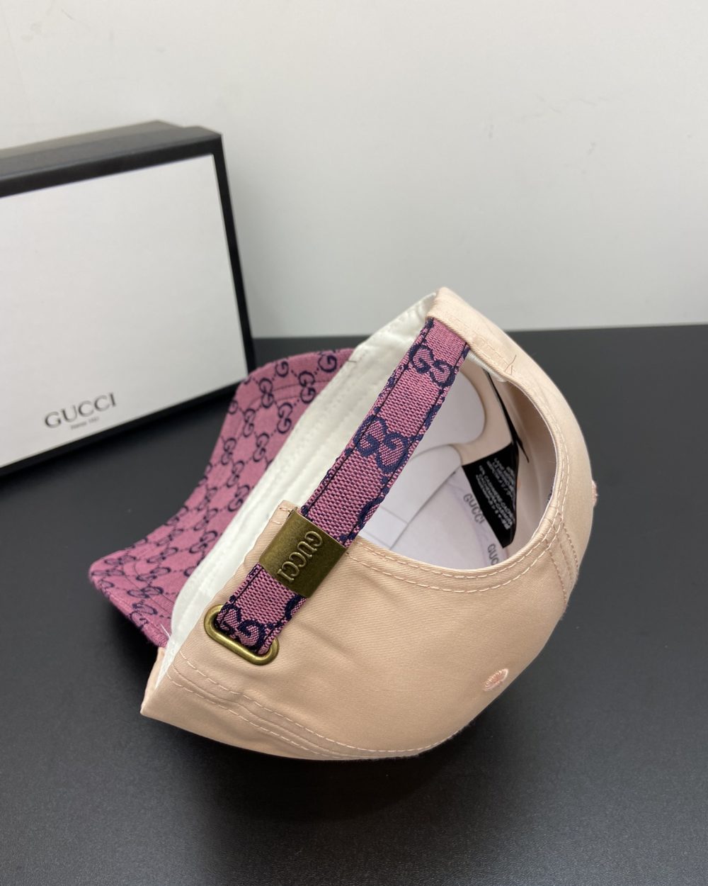 Gucci GG Baseball Hat Cream GG Hat