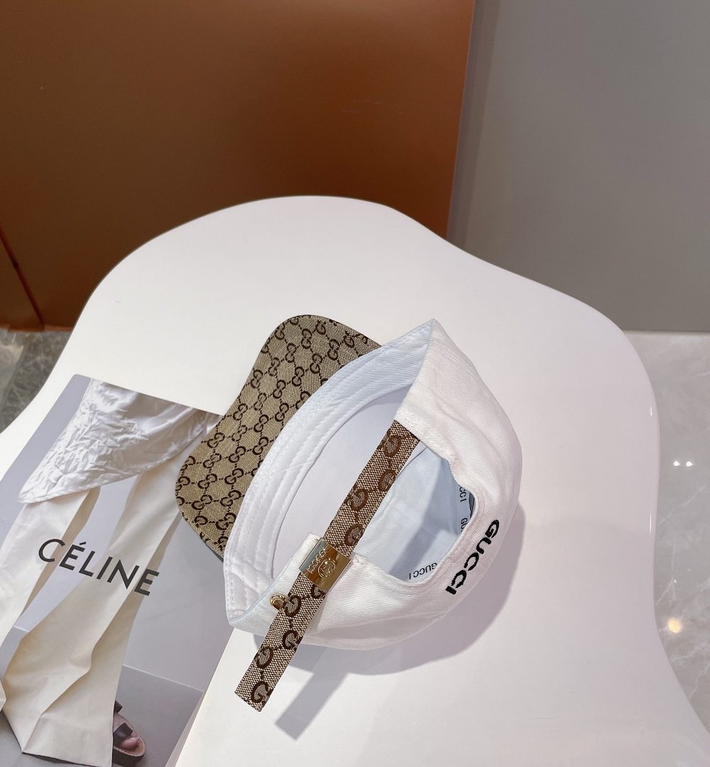 Gucci GG Baseball Hat White GG Hat