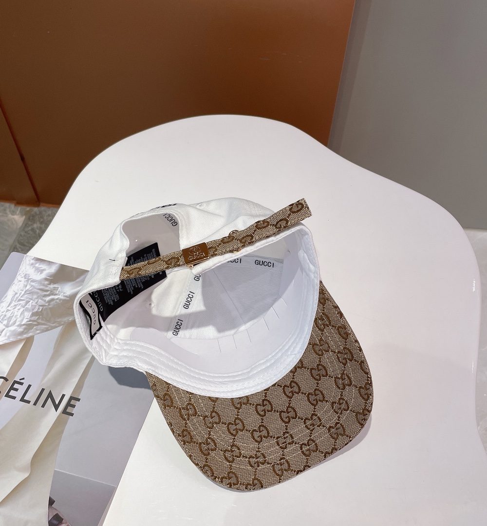 Gucci GG Baseball Hat White GG Hat