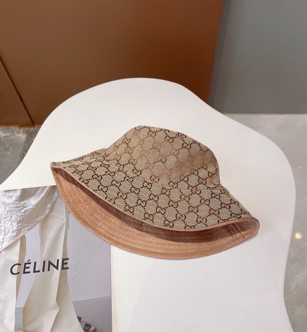 Gucci GG Bucket Hat Beige GG Hat