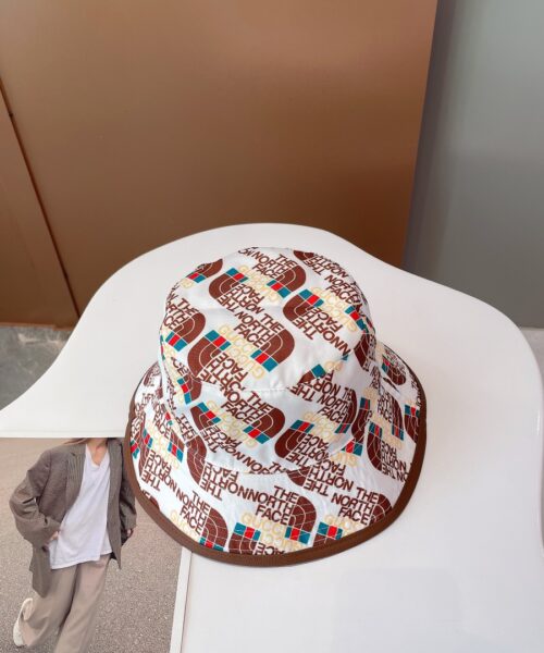 Gucci GG Bucket Hat White GG Hat
