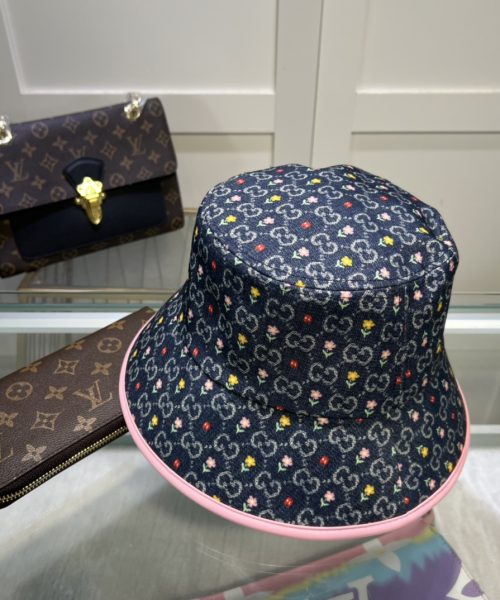 Gucci GG Bucket Hat With Floral Black GG Hat