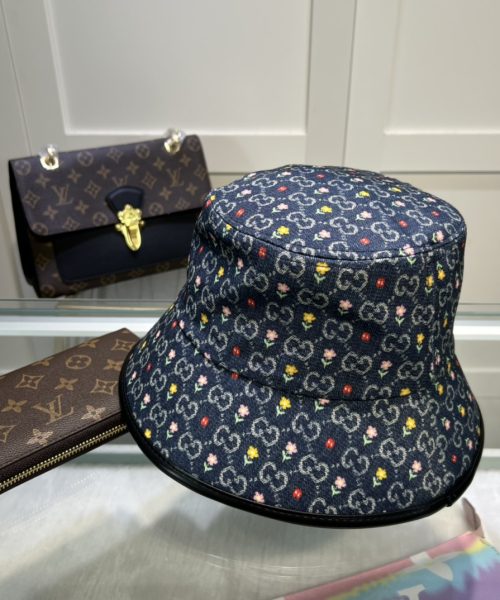Gucci GG Bucket Hat With Floral Black GG Hat