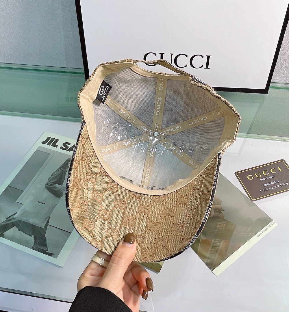 Gucci GG Canvas Baseball Cap Beige
