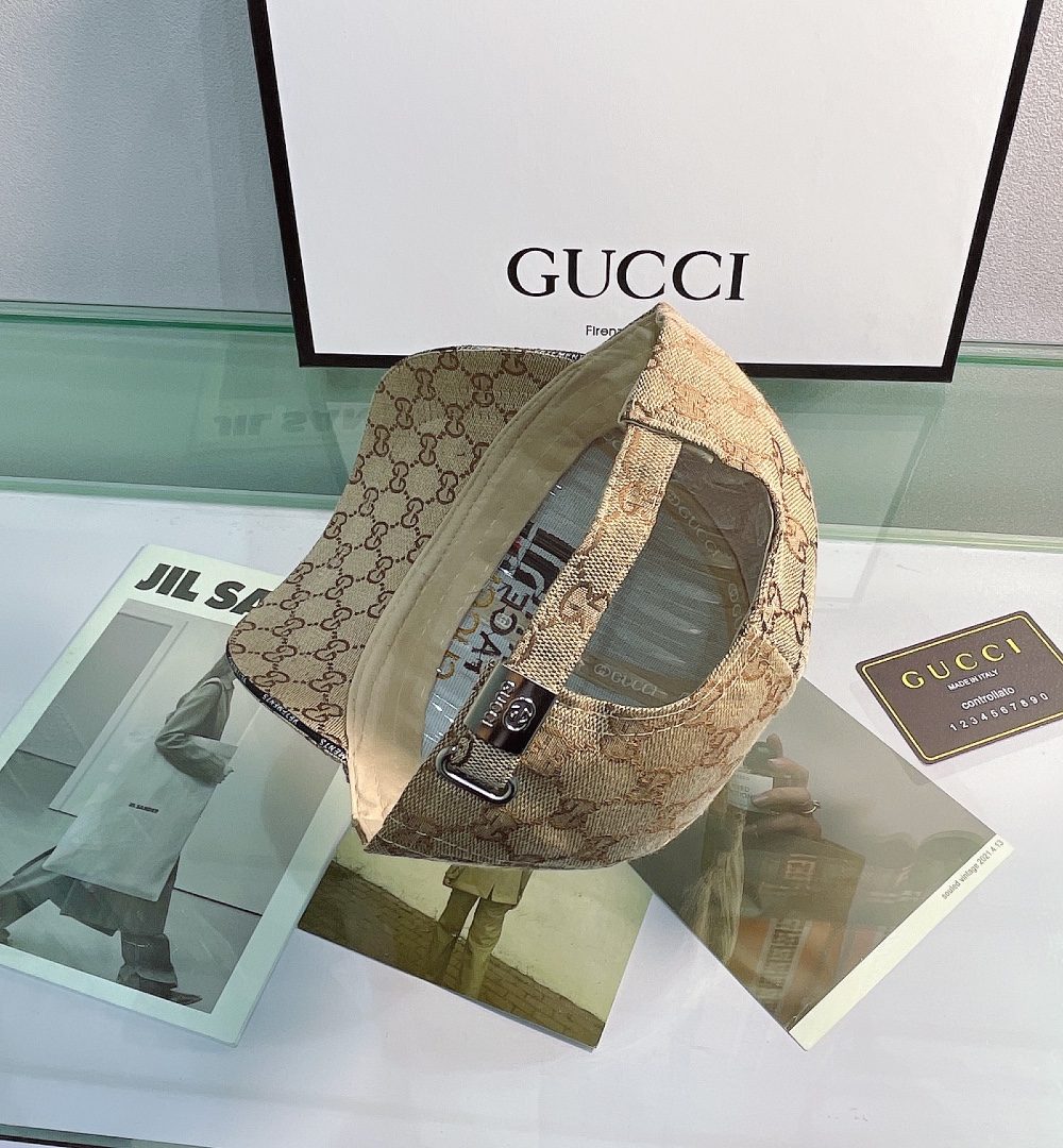 Gucci GG Canvas Baseball Cap Beige