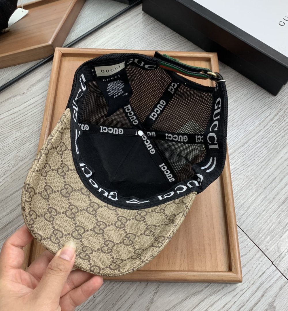 Gucci GG Canvas Baseball Cap Beige