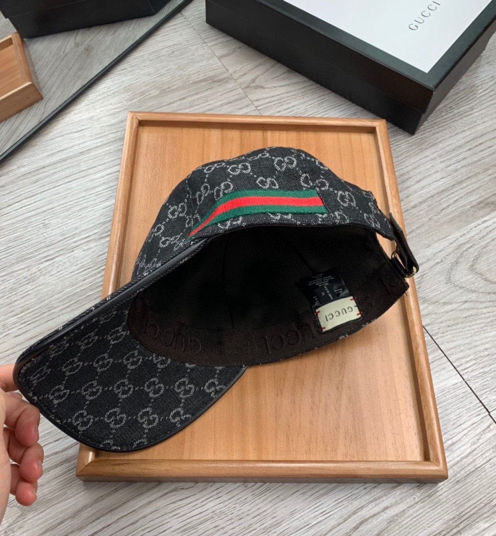Gucci GG Canvas Baseball Cap Black