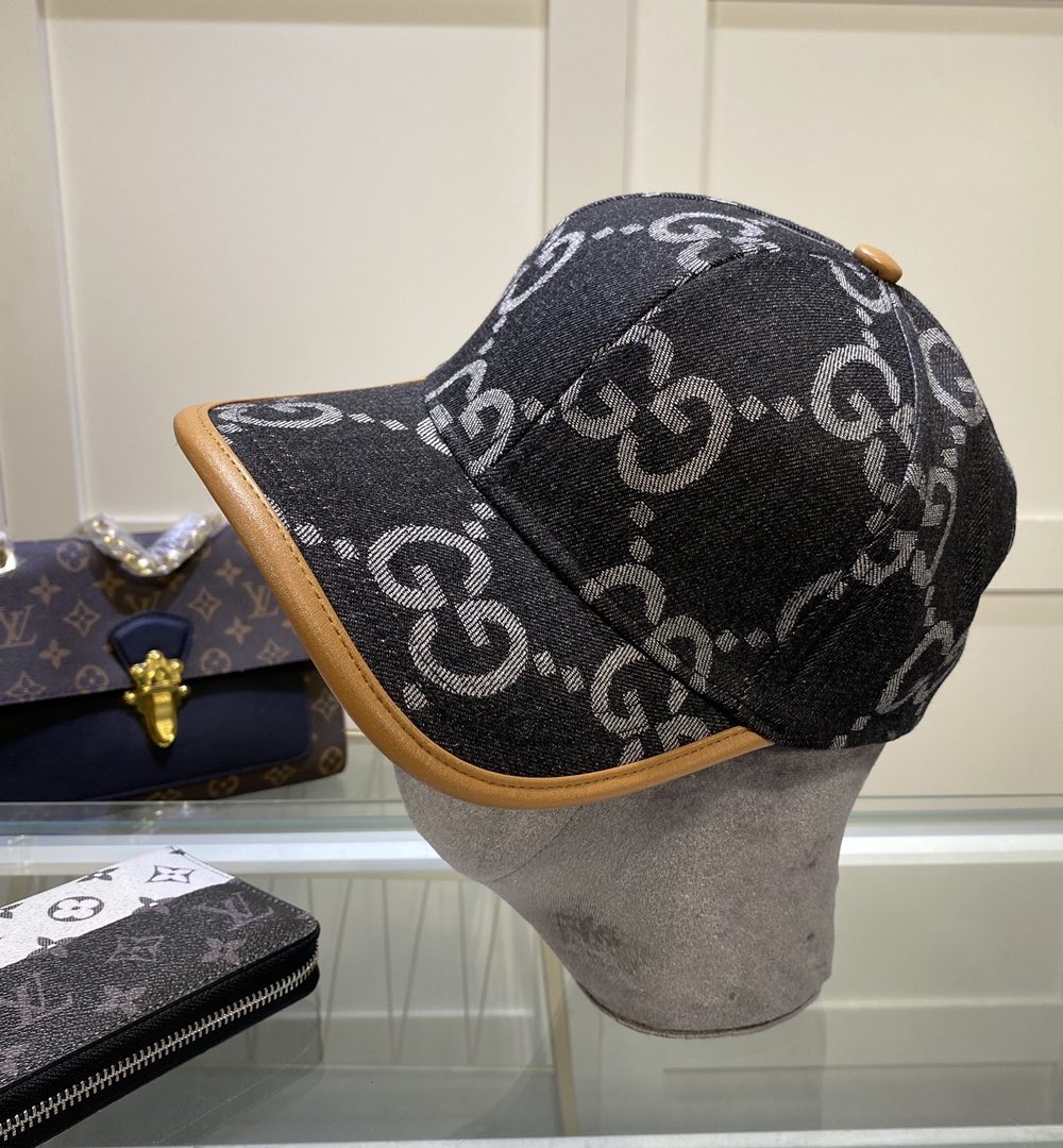 Gucci GG Canvas Baseball Cap Black