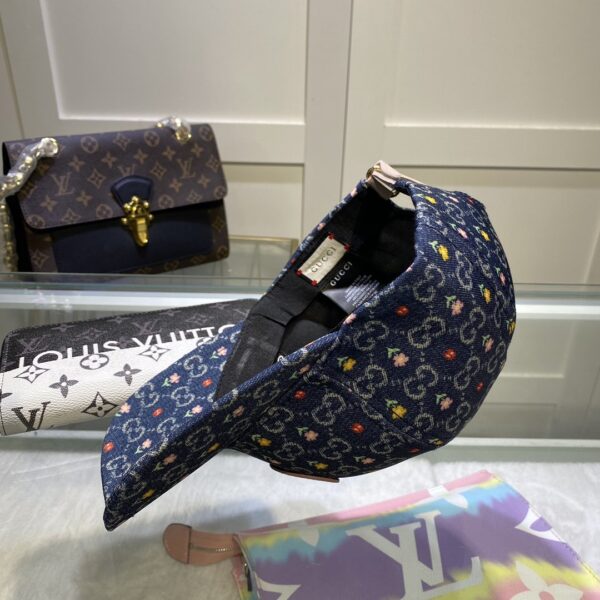 Gucci GG Canvas Baseball Cap Blue