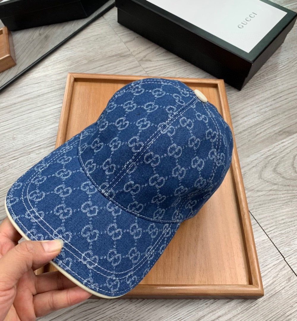 Gucci GG Canvas Baseball Cap Blue