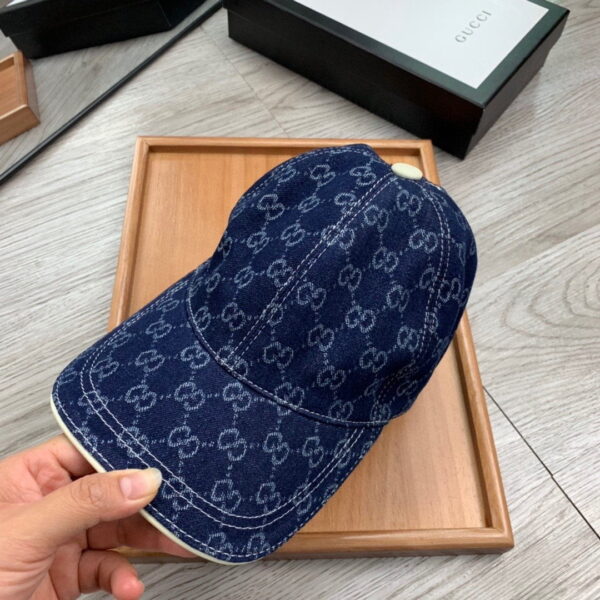 Gucci GG Canvas Baseball Cap Blue