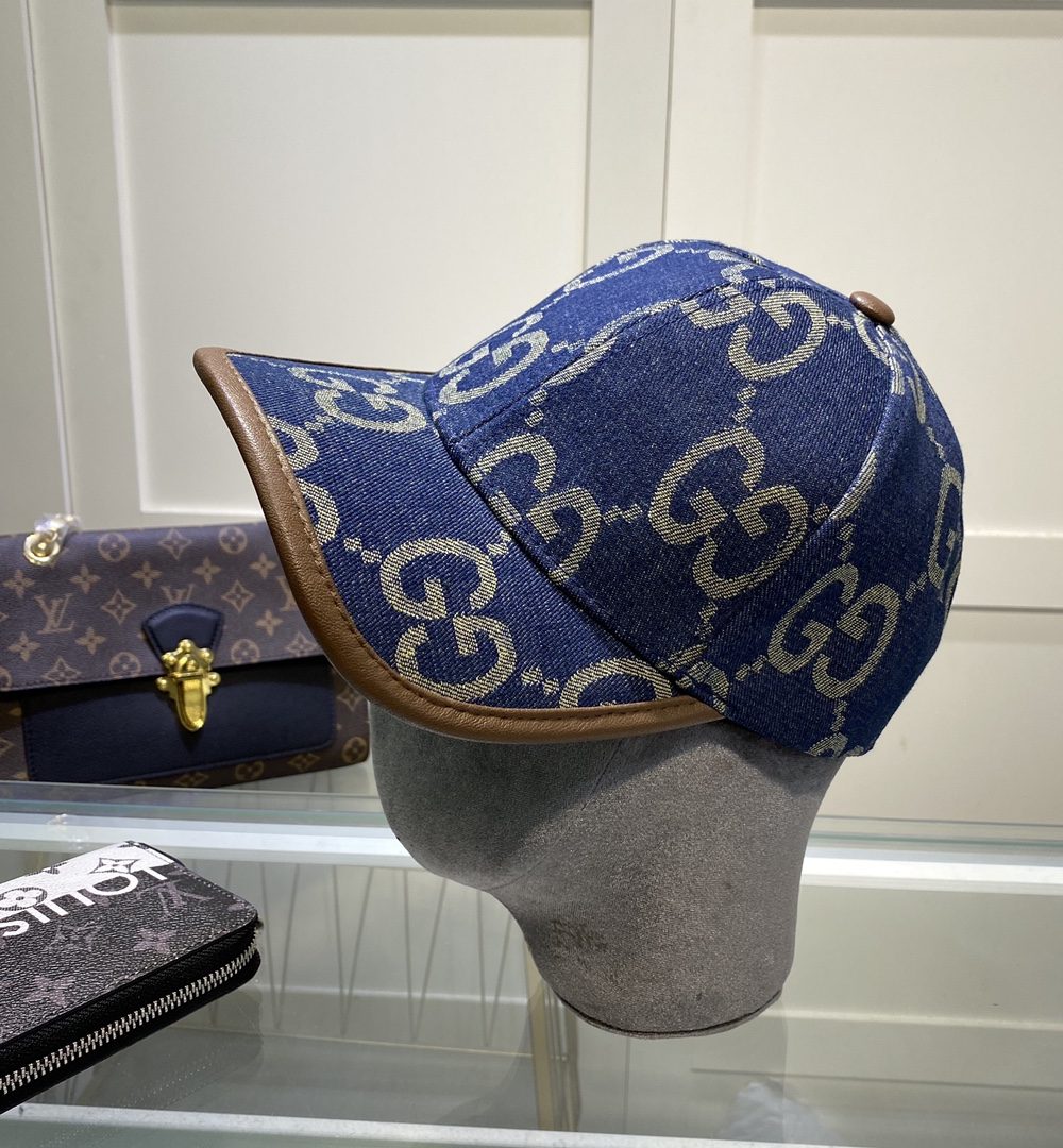 Gucci GG Canvas Baseball Cap Blue