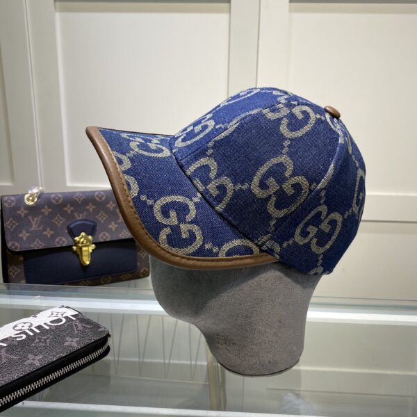 Gucci GG Canvas Baseball Cap Blue