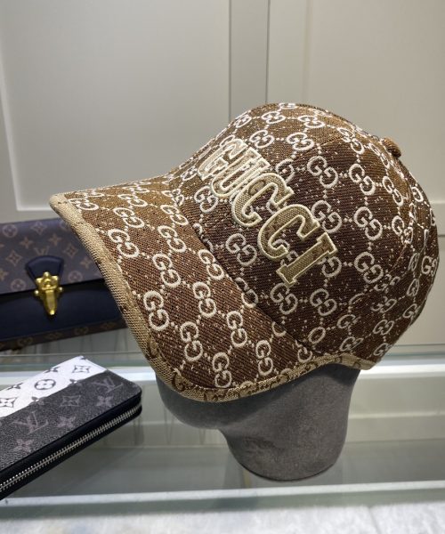 Gucci GG Canvas Baseball Cap Brown