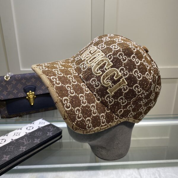 Gucci GG Canvas Baseball Cap Brown