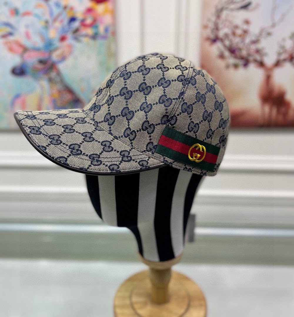 Gucci GG Canvas Baseball Cap Brown