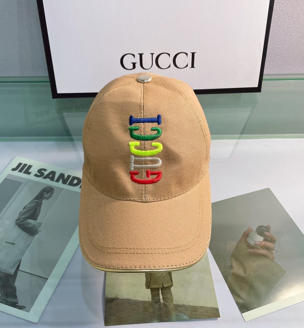 Gucci GG Canvas Baseball Cap Brown