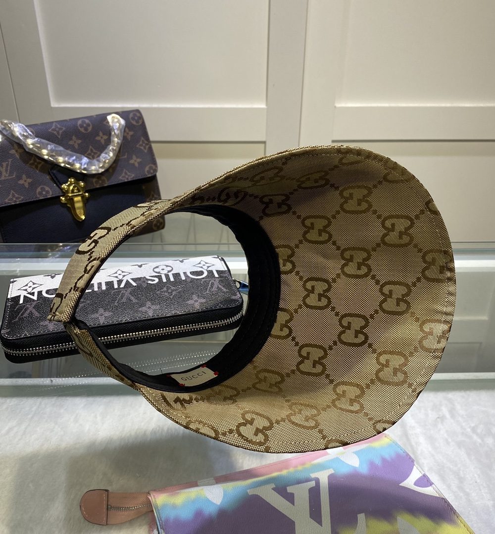 Gucci GG Canvas Baseball Cap Brown