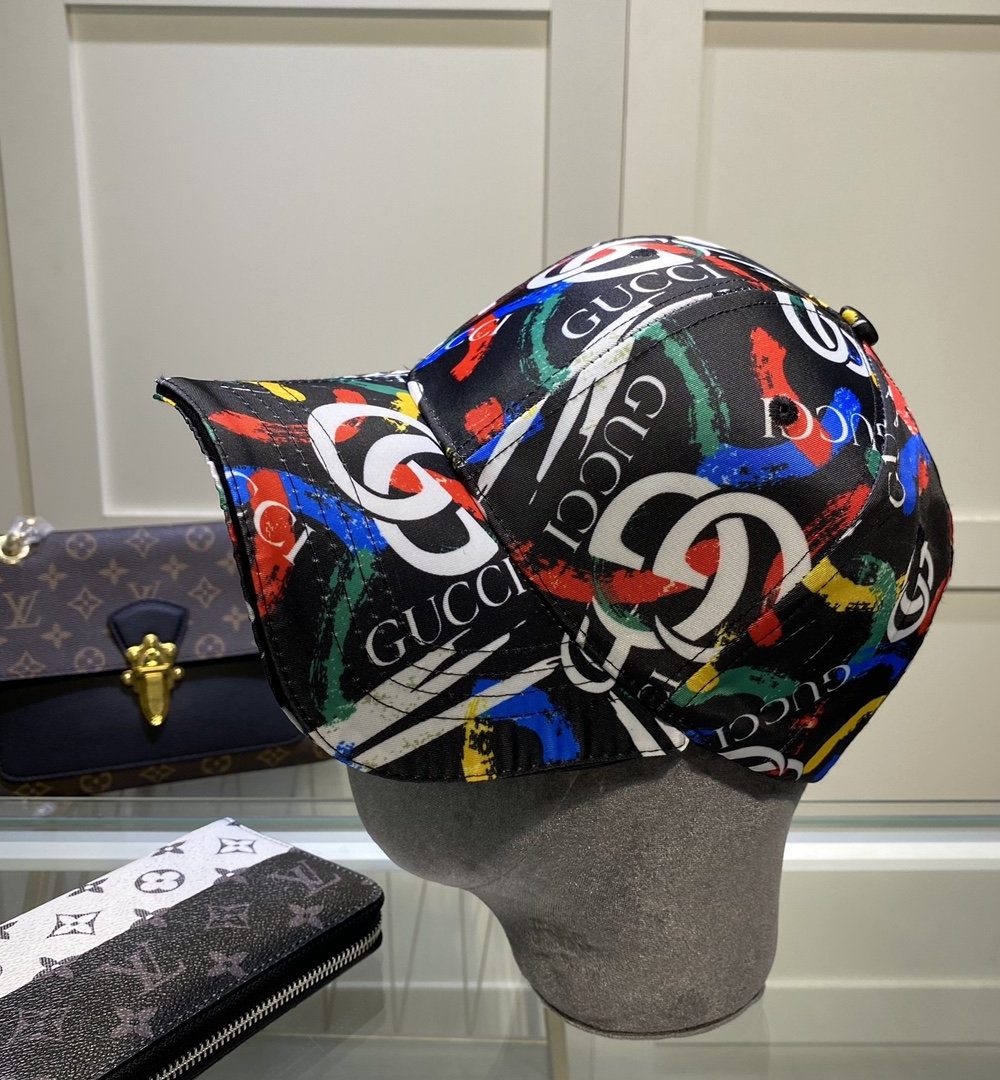 Gucci GG Canvas Baseball Cap Multiple Color