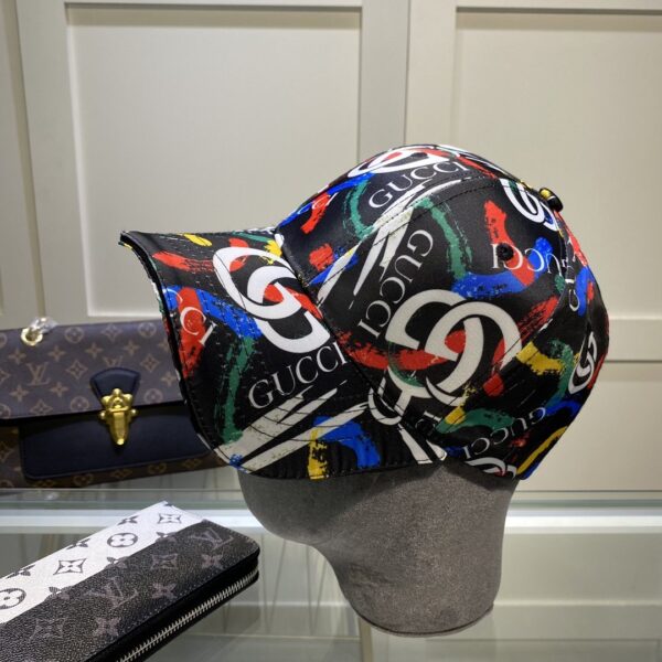 Gucci GG Canvas Baseball Cap Multiple Color