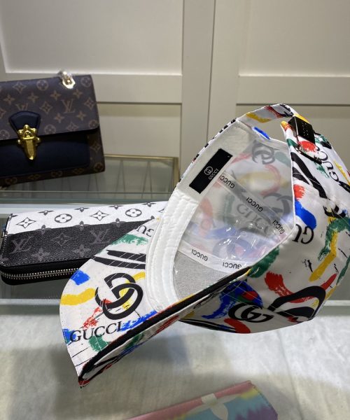 Gucci GG Canvas Baseball Cap Multiple Color
