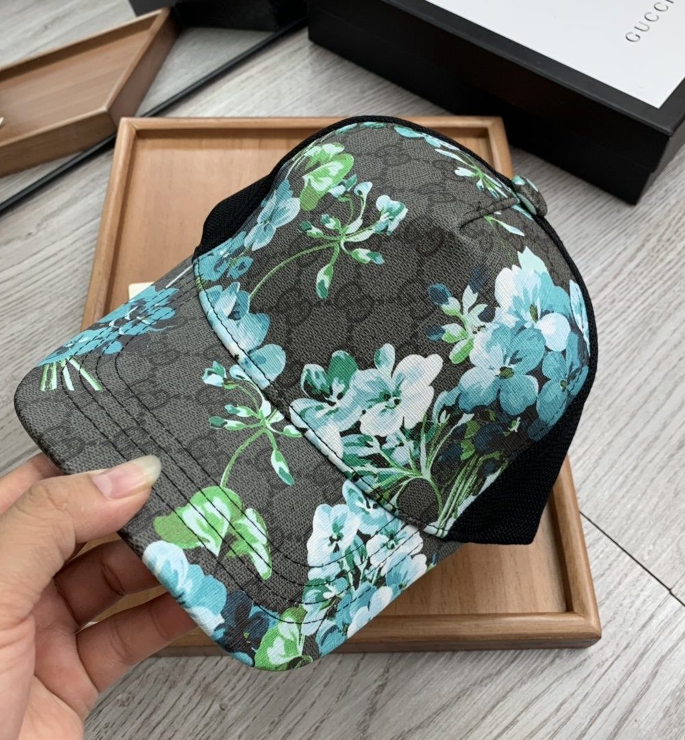 Gucci GG Canvas Baseball Cap Multiple Color