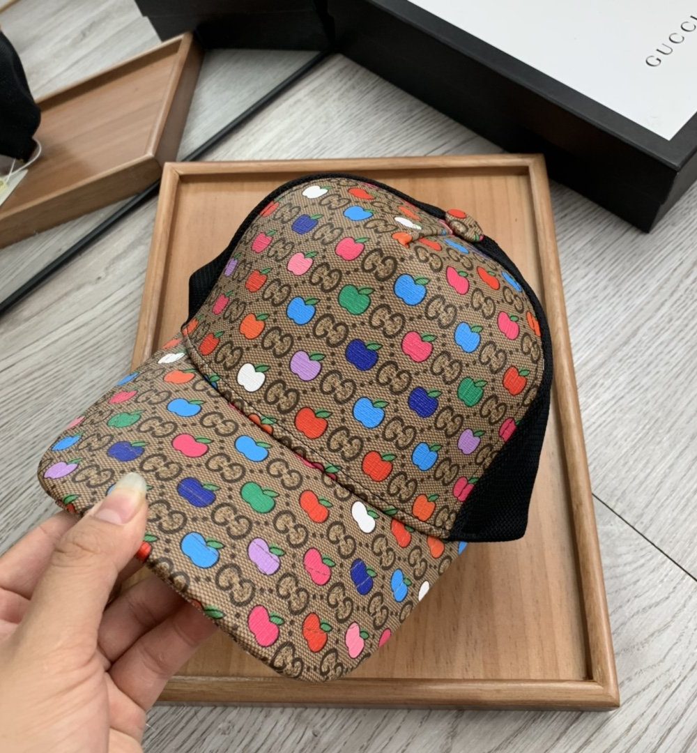 Gucci GG Canvas Baseball Cap Multiple Color