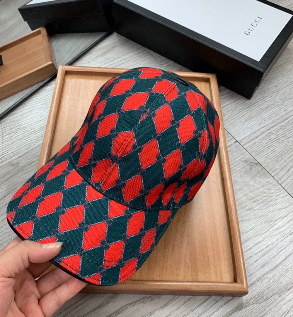 Gucci GG Canvas Baseball Cap Red