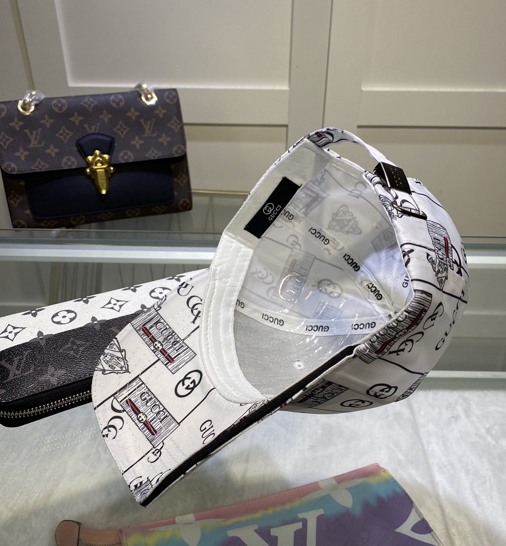 Gucci GG Canvas Baseball Cap White