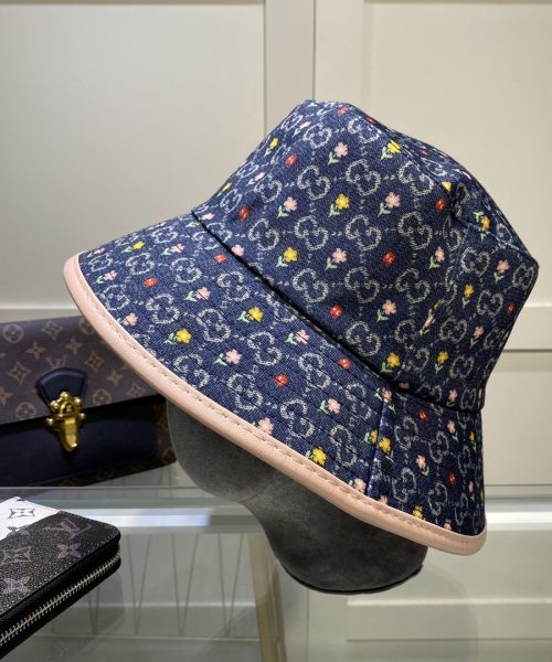 Gucci GG Canvas Bucket Hat Blue