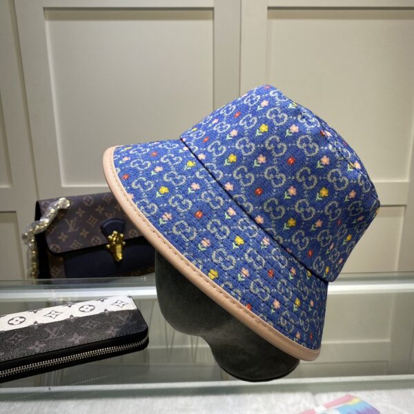 Gucci GG Canvas Bucket Hat Blue