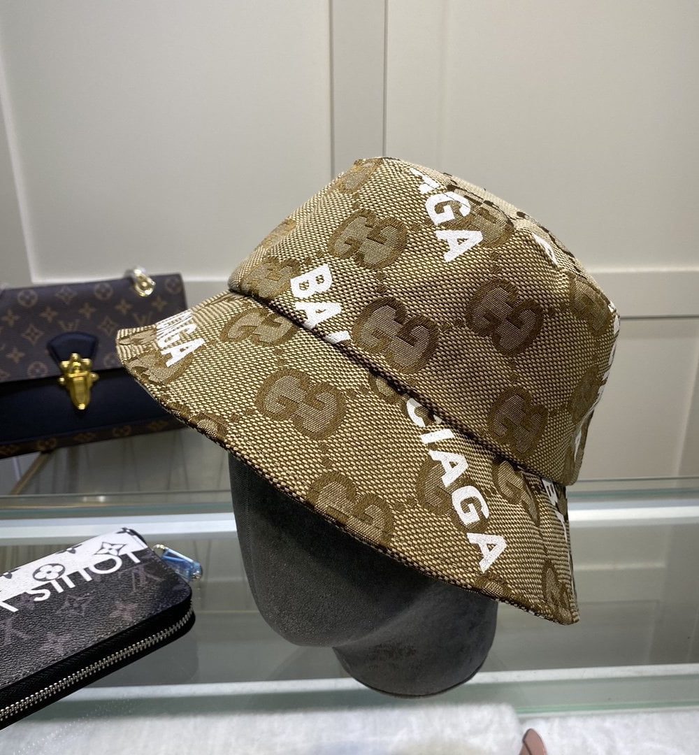 Gucci GG Canvas Bucket Hat Brown