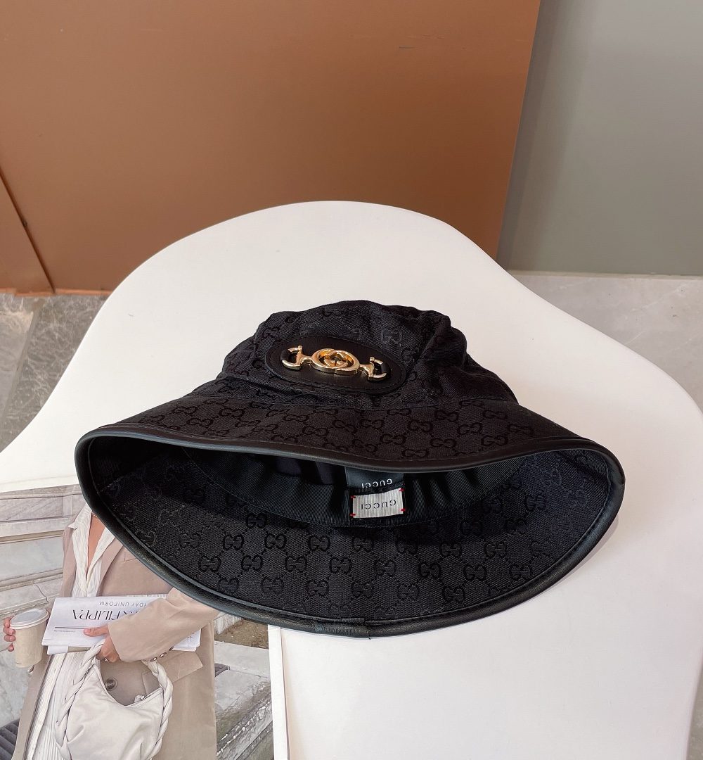 Gucci GG Canvas Bucket Hat With Horsebit Black GG Hat
