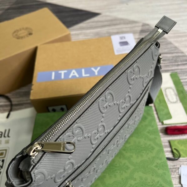 1:1 Replica Gucci GG Embossed Bag Grey GG Embossed  For Men 10.2in/26cm GG 406410 1W3CN 1275
