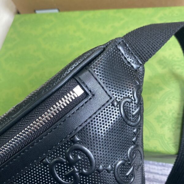 1:1 Replica Gucci GG Embossed Belt Bag Black GG Embossed For Men  9.1in/23cm GG 658582 1W3CN 1000