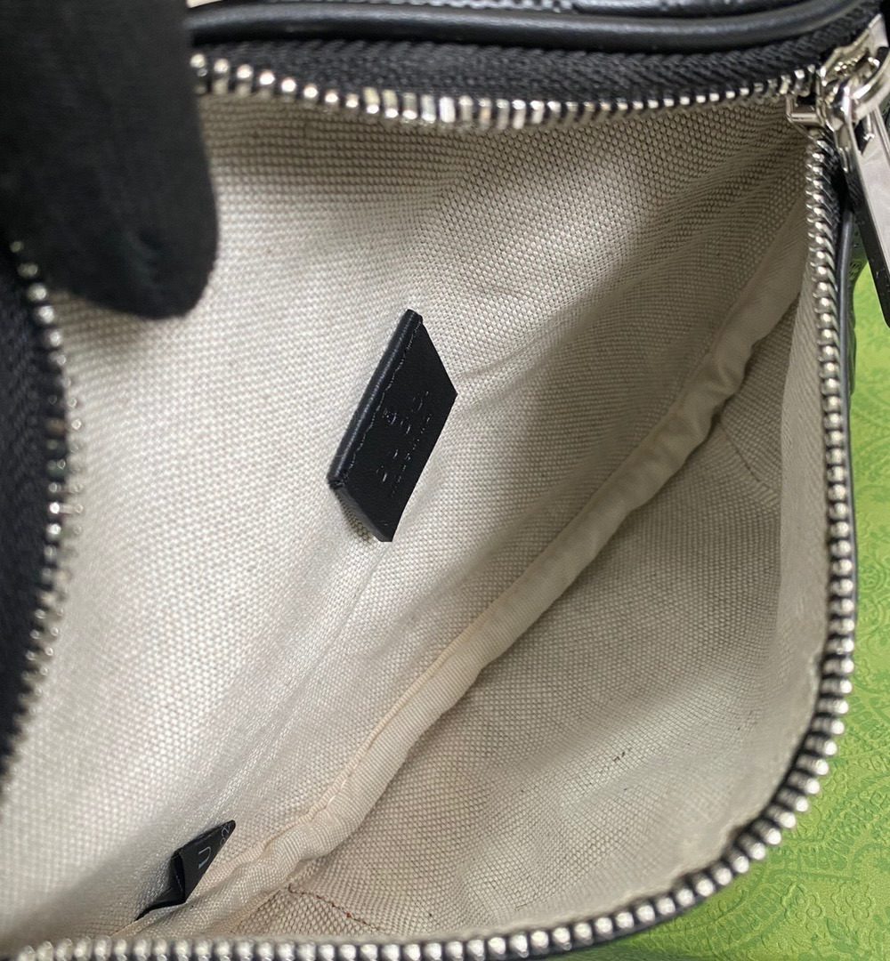 1:1 Replica Gucci GG Embossed Belt Bag Black GG Embossed For Men  9.1in/23cm GG 658582 1W3CN 1000