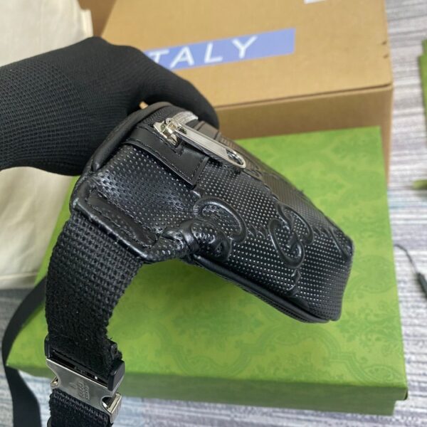 1:1 Replica Gucci GG Embossed Belt Bag Black GG Embossed For Men  9.1in/23cm GG 658582 1W3CN 1000