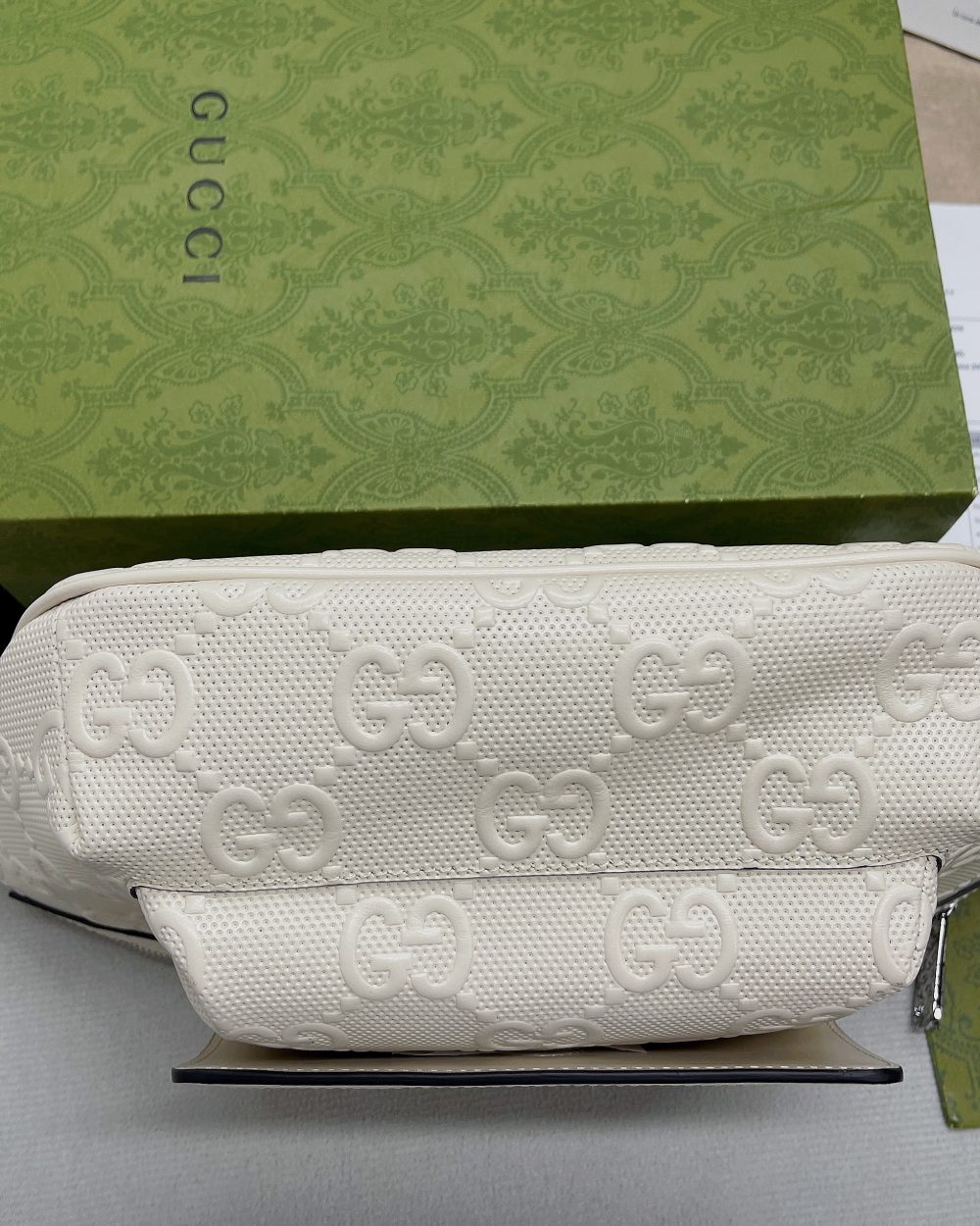 1:1 Replica Gucci GG Embossed Belt Bag White GG Embossed For Men  11in/28cm GG