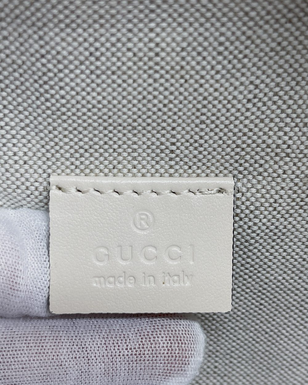 1:1 Replica Gucci GG Embossed Belt Bag White GG Embossed For Men  11in/28cm GG