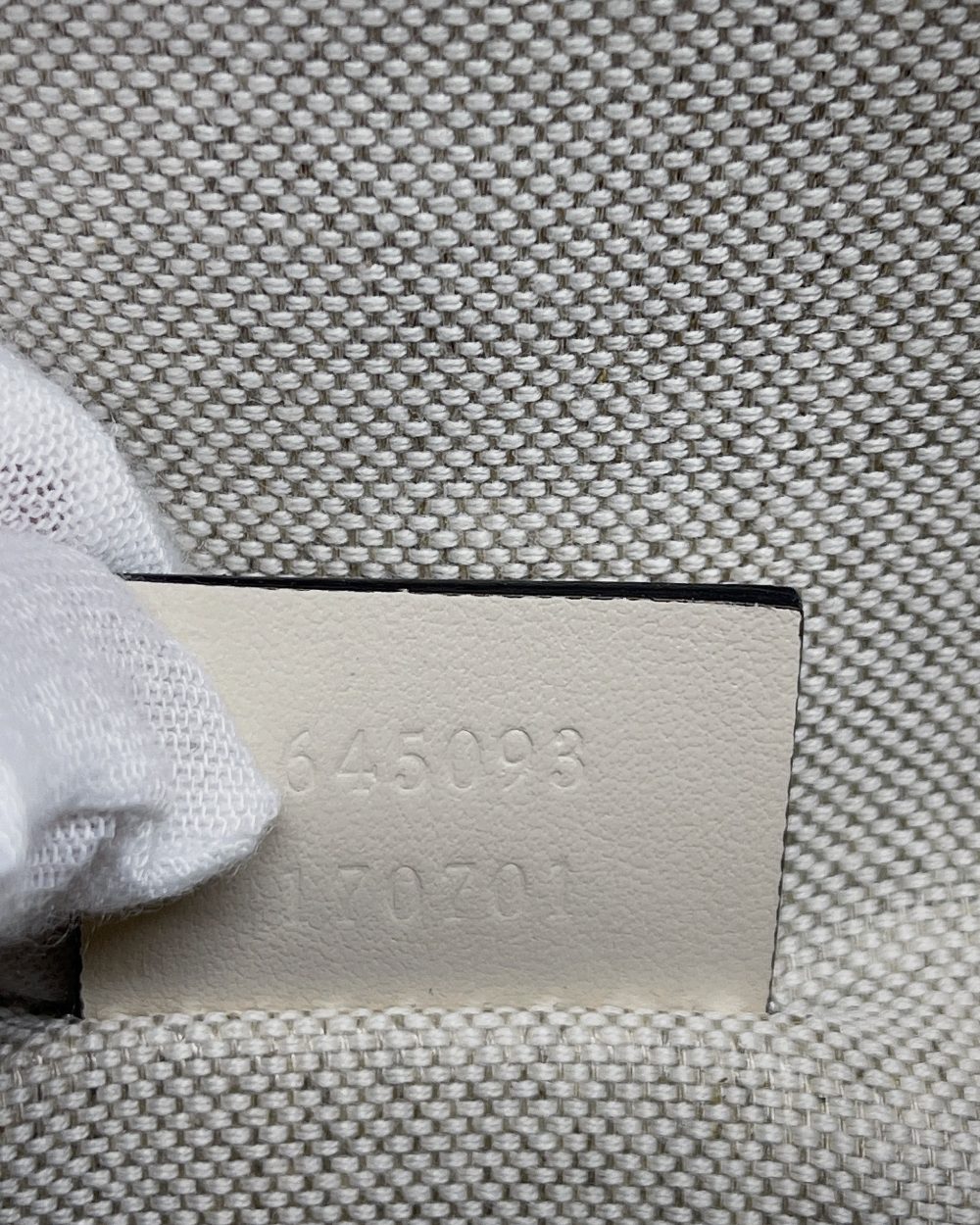 1:1 Replica Gucci GG Embossed Belt Bag White GG Embossed For Men  11in/28cm GG