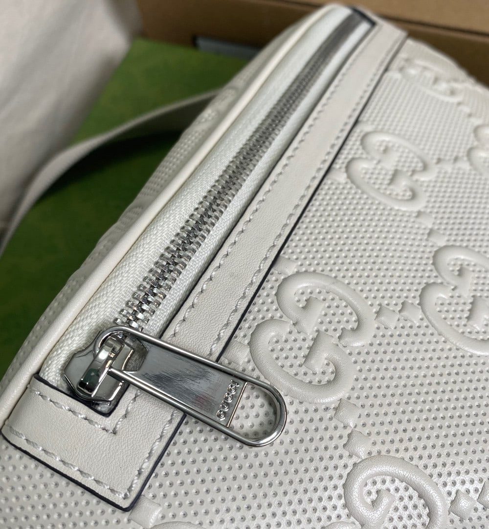 1:1 Replica Gucci GG Embossed Belt Bag White GG Embossed For Men  9.1in/23cm GG 658582 1W3CN 9022