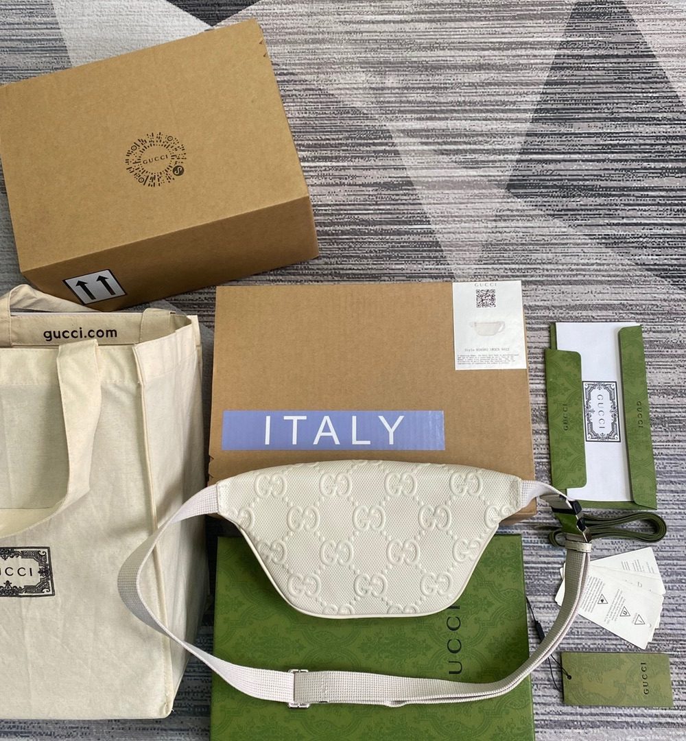 1:1 Replica Gucci GG Embossed Belt Bag White GG Embossed For Men  9.1in/23cm GG 658582 1W3CN 9022